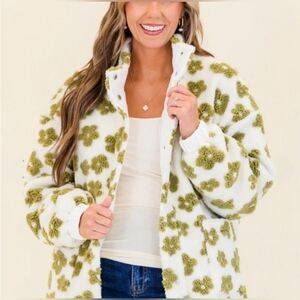 Daisy Print Sherpa Jacket – Cozy Floral Teddy Coat – Medium